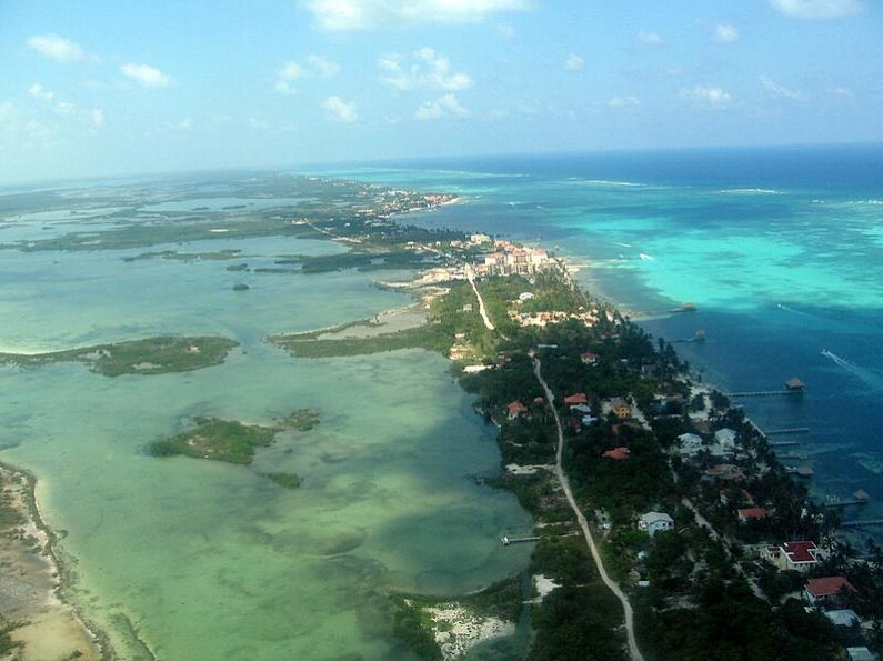 North Ambergris Caye 2.36 Acre Lot — photo 3
