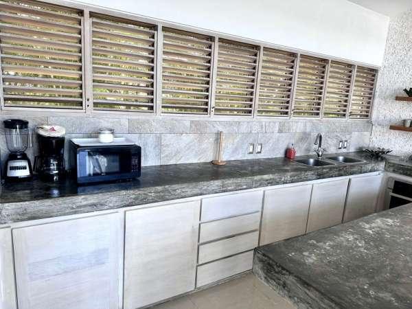 Space And Privacy Are The Perfect Definition For This Beautiful Home — photo 5