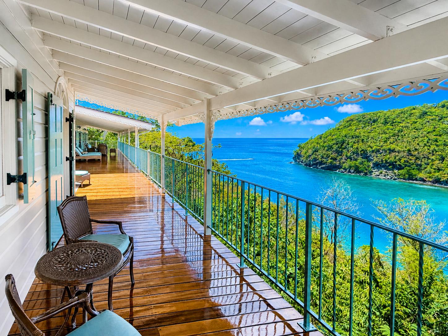 Villa Marigot, Marigot Bay - A Private Hillside Estate of Architectural Elegance Overlooking One of the Caribbean’s Most Iconic Bays — photo 3