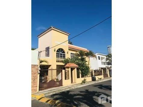 7 Bedroom House for Sale at Santo Domingo — photo 1