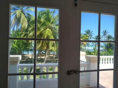 5 bedroom property for sale — Uvero Alto Beach Front Villa With Land in Macao-Uvero Alto, East Coast, DO — photo 4