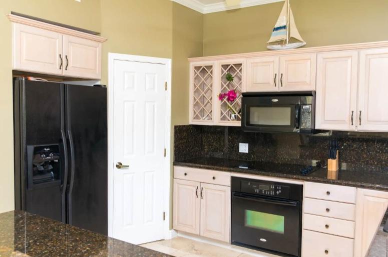 4 bedroom property for sale — photo 5