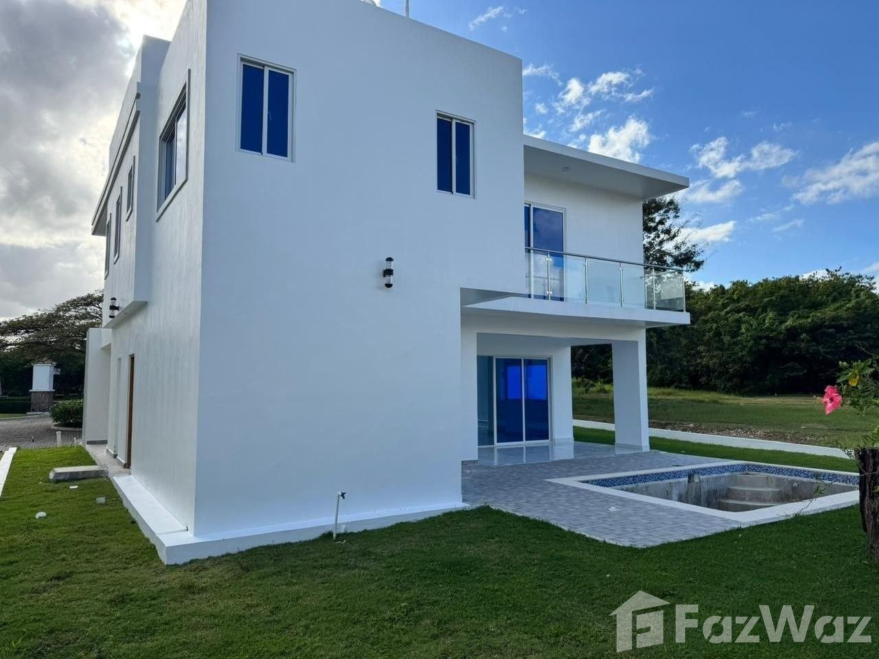4 Bedroom Luxury 2-Level House For Sale in San Felipe De Puerto Plata — photo 3