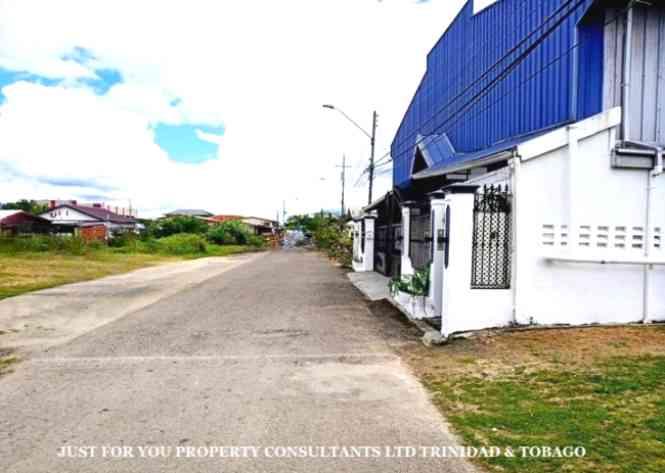 Land for sale in San Juan, Trinidad and Tobago — photo 2