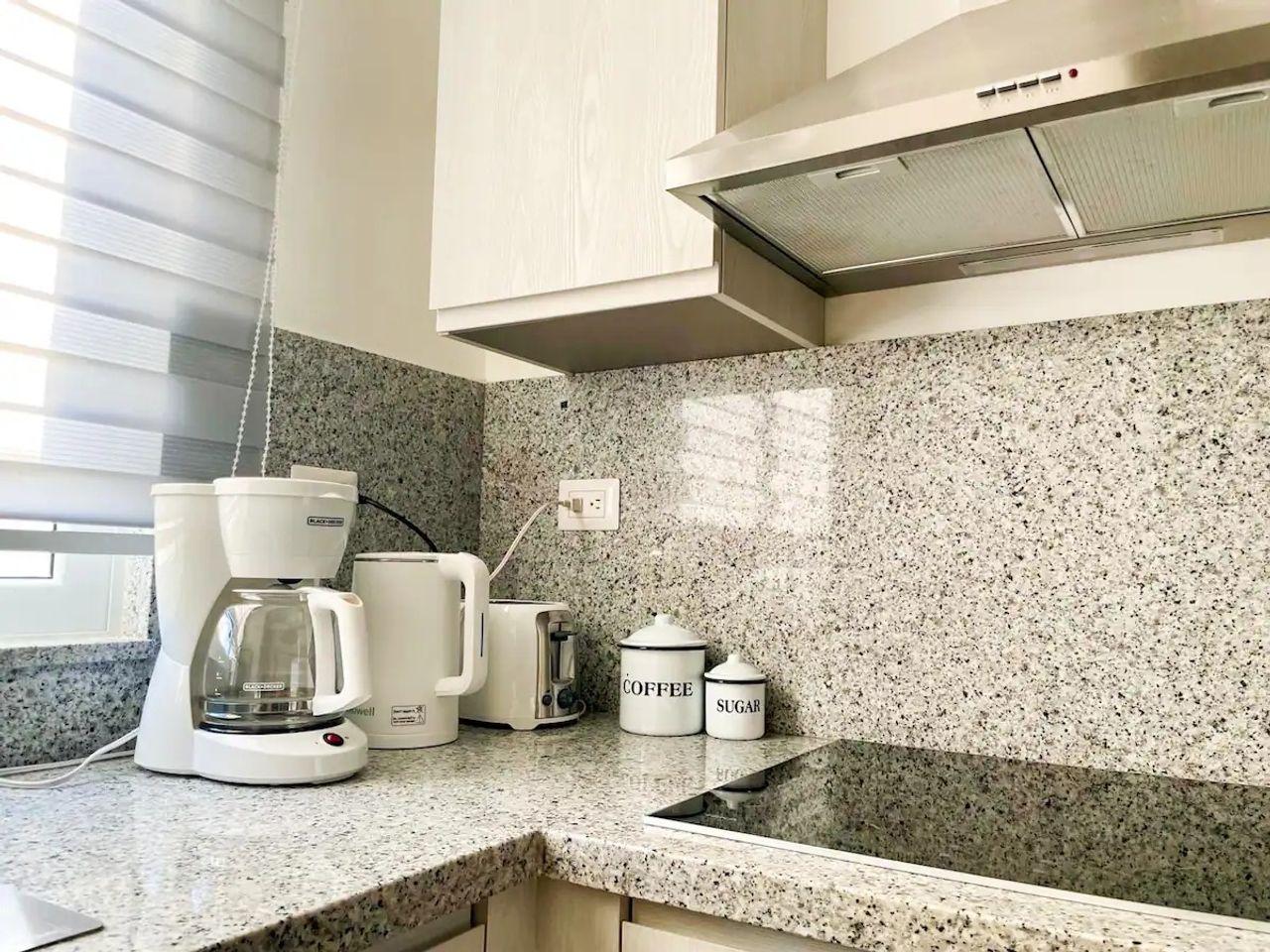 Modern 1-bedroom Apartment In Los Corales — photo 2