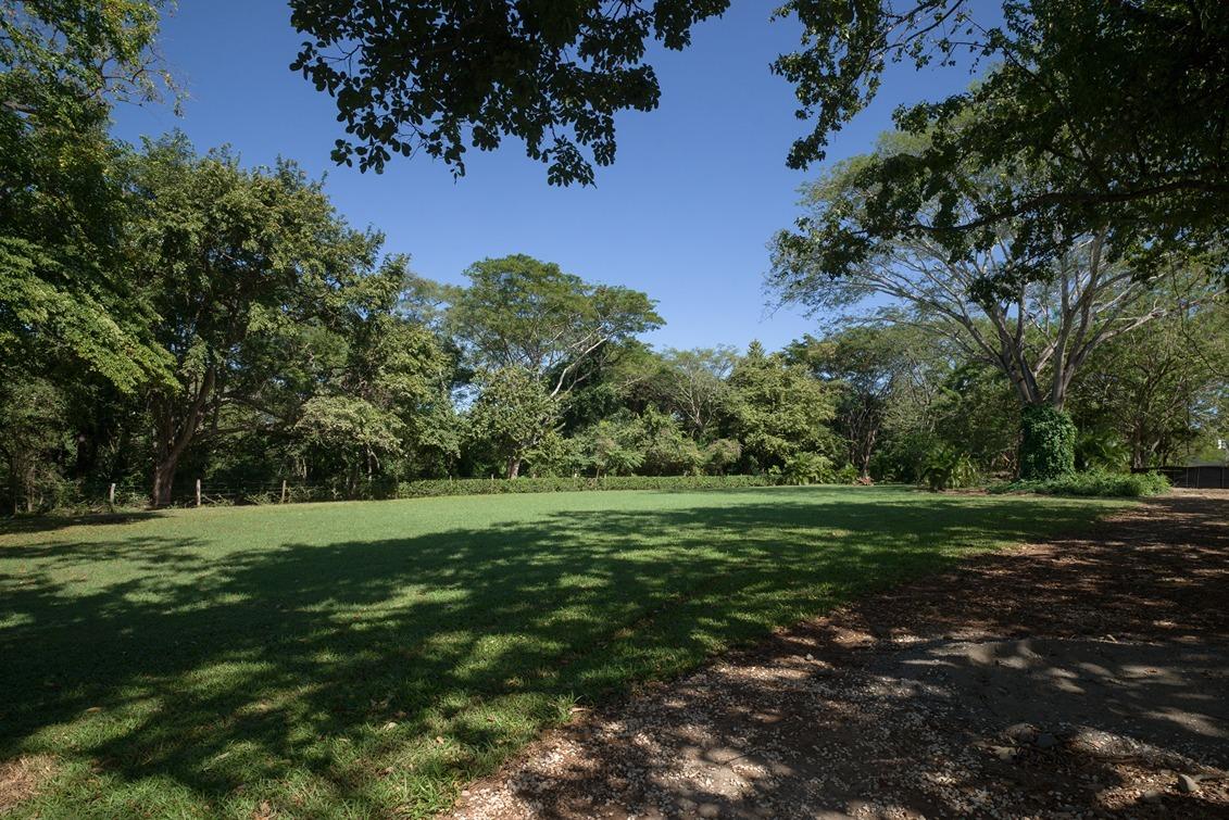 1,200 Sq M Beachfront Lot for Sale, La Dulce Vida, Hacienda Pinilla, Guanacaste, Costa Rica — photo 2