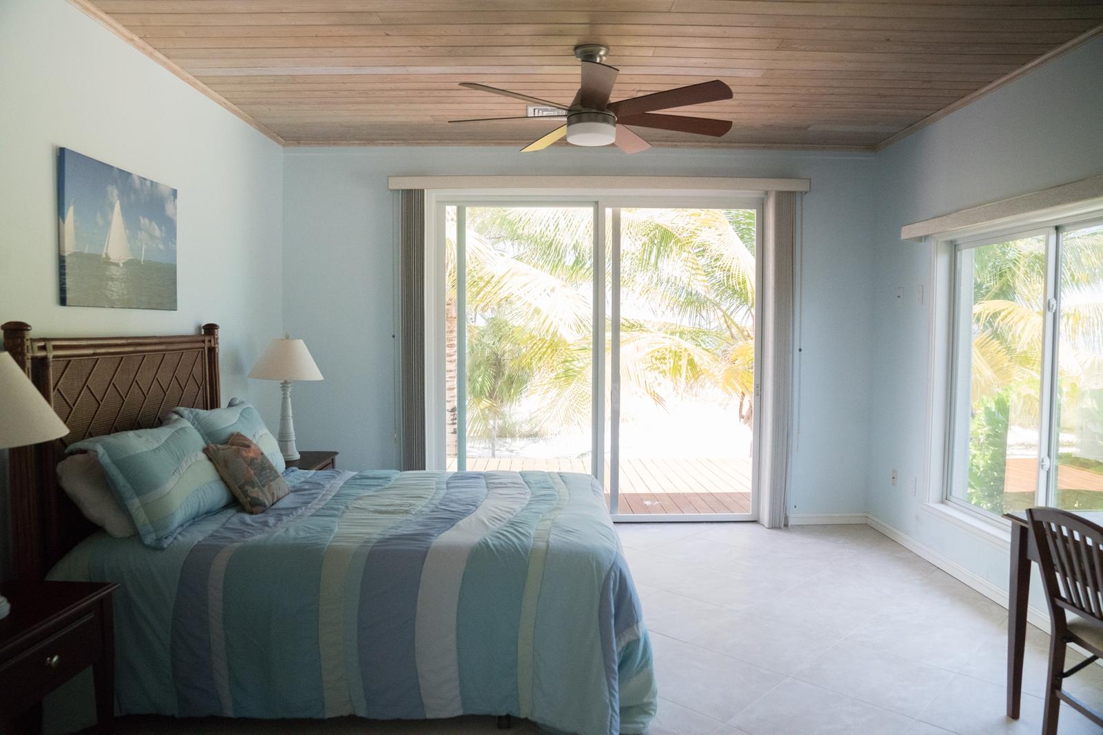 3 Bedroom Beachfront Home for Sale, Greenwood Estates, Cat Island, Bahamas — photo 5
