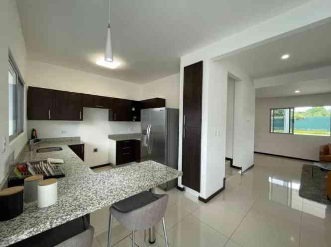 Brand New House in Piedmont Condominium, Brasil de Santa Ana — photo 5