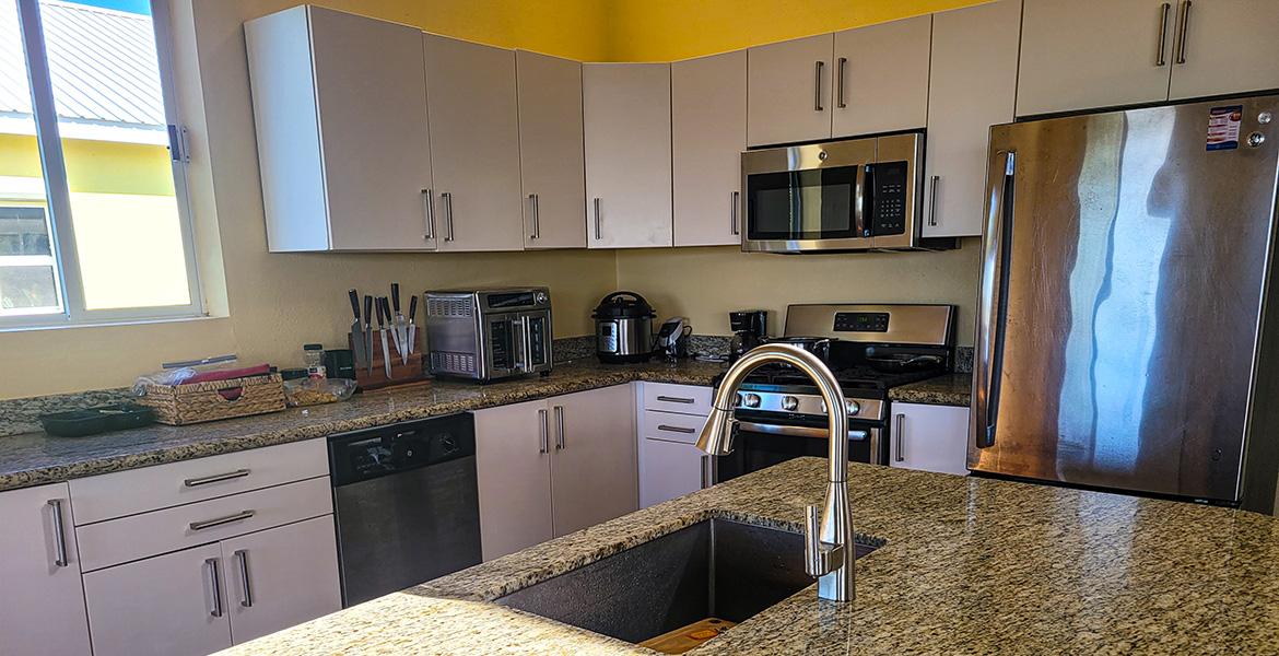 Stunning Waterfront Home in the Marina Community of Vista Cove — photo 5