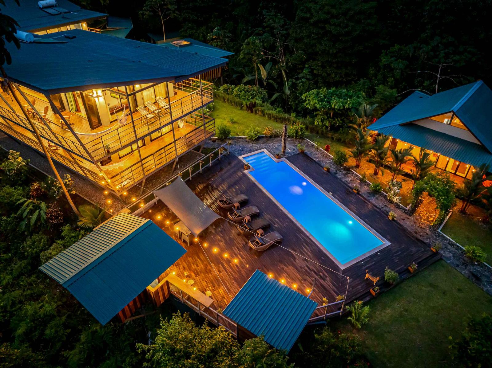 Luxurious Eco-Lodge in Drake Bay Costa Rica with Ocean & Rain Forest Views — photo 2