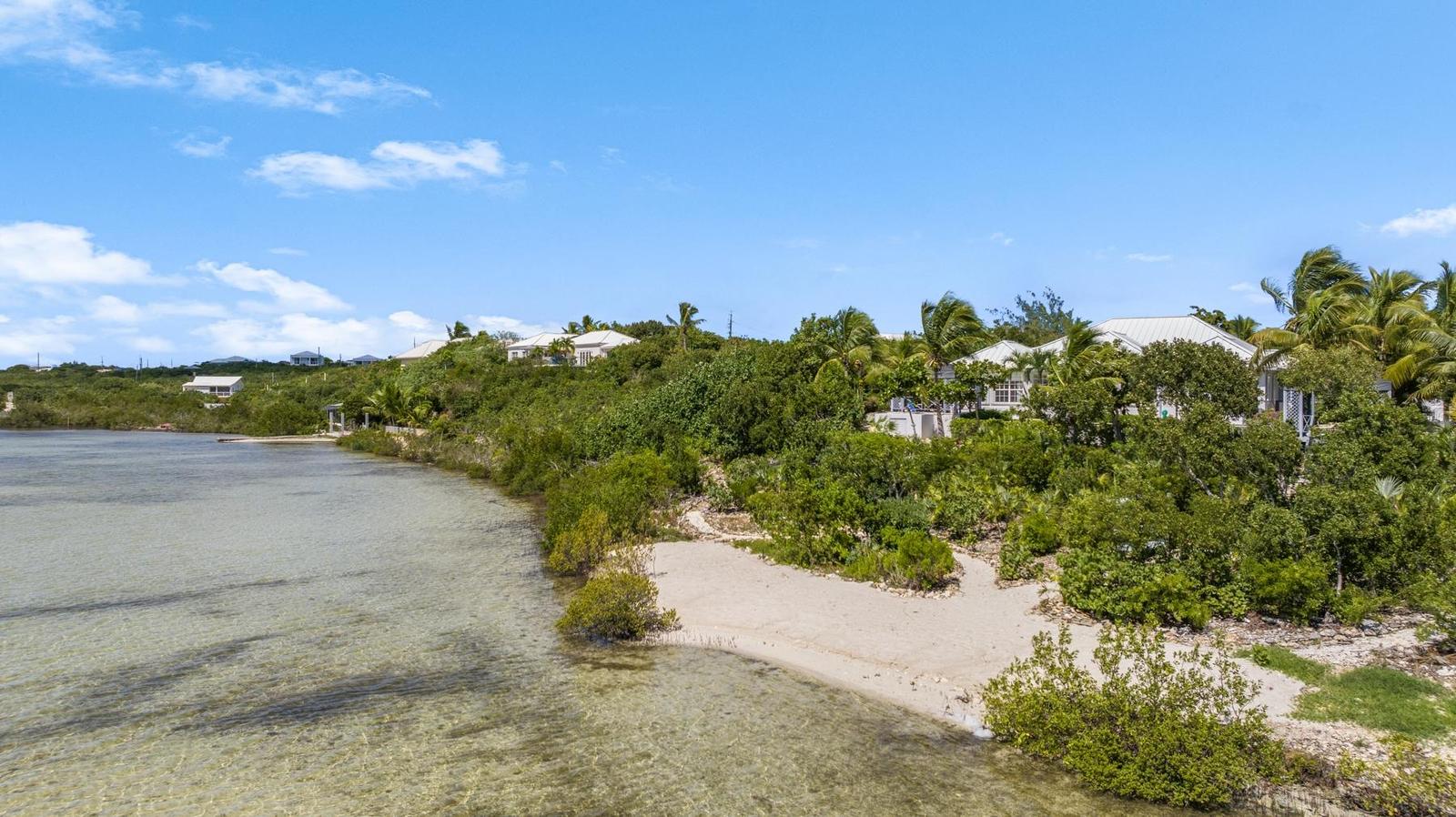 Shutters Villa - 5 Bed Waterfront Property in Providenciales — photo 3