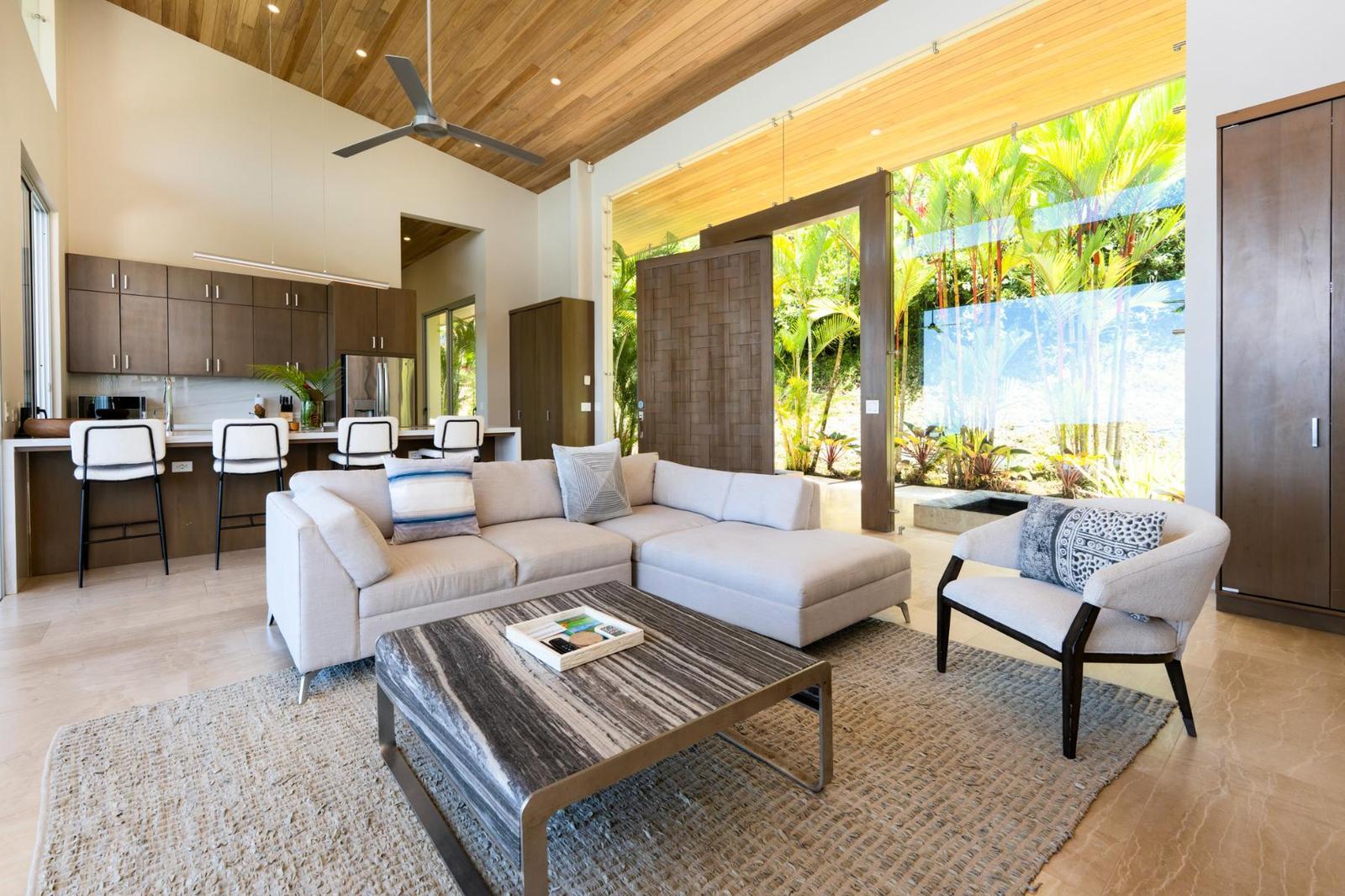 3 Bedroom Ocean-View Luxury Home for Sale, Bella Vista Estate, Dominical, Bahia Ballena, Puntarenas, Costa Rica — photo 5