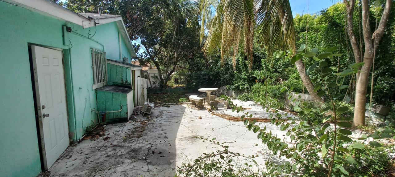 3 bedroom Residence for sale — 26 JOHNSON TERRACE in Nassau / New Providence, The Bahamas — photo 5