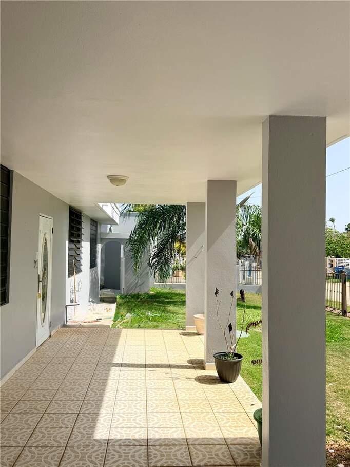 4 Bedroom House for Sale in Aguadilla, PR — photo 4