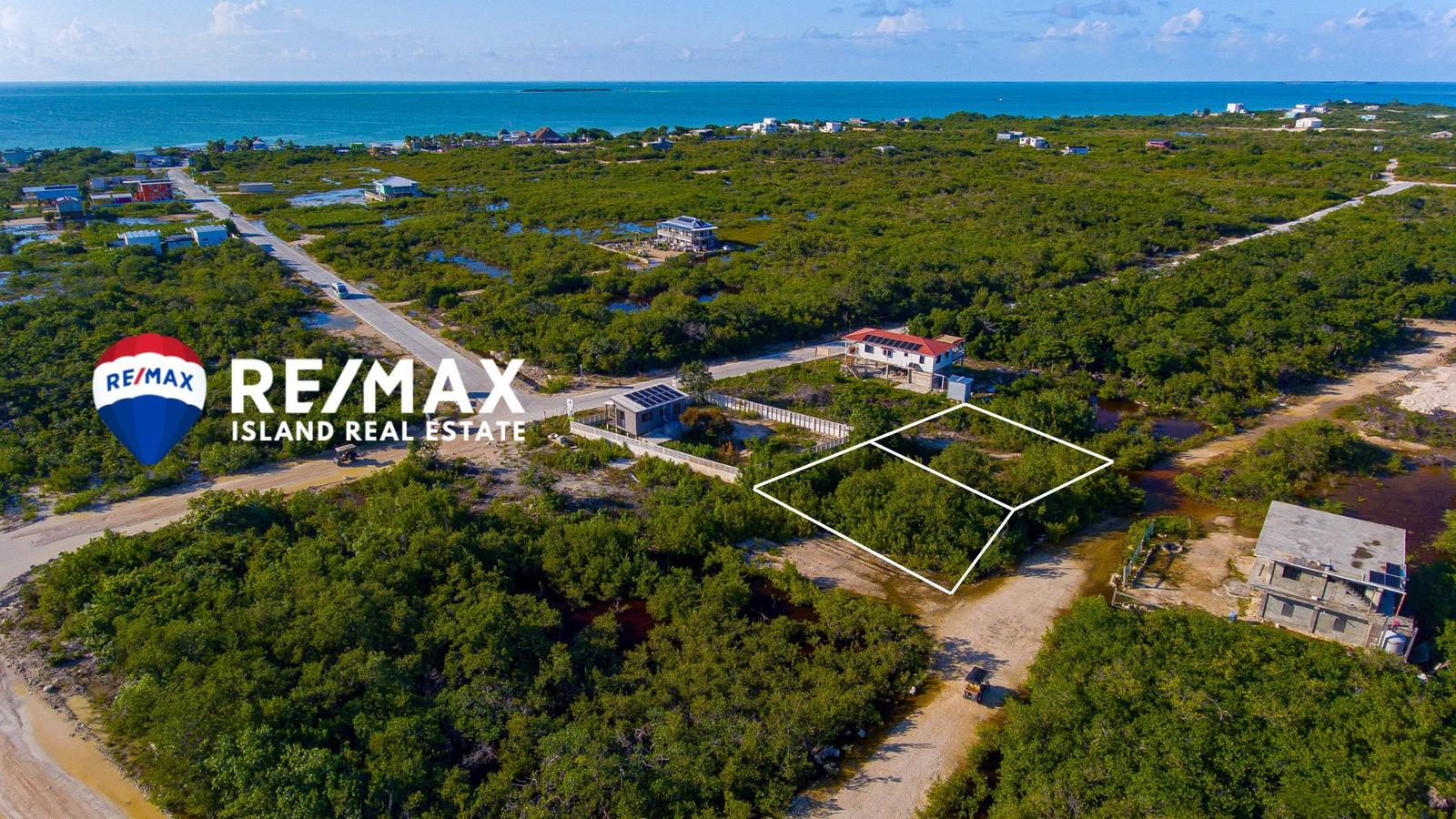 Secret Beach Investment Land for Sale – Two Side-by-Side Parcels Near Main Road, Ambergris Caye — photo 1
