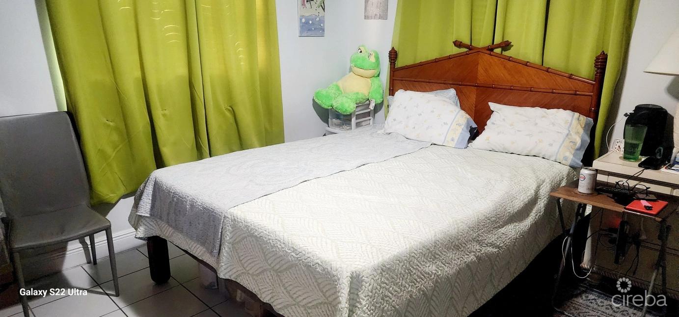 2 bedroom property for sale — Lemon Breeze - Block A - Unit #2 — photo 4