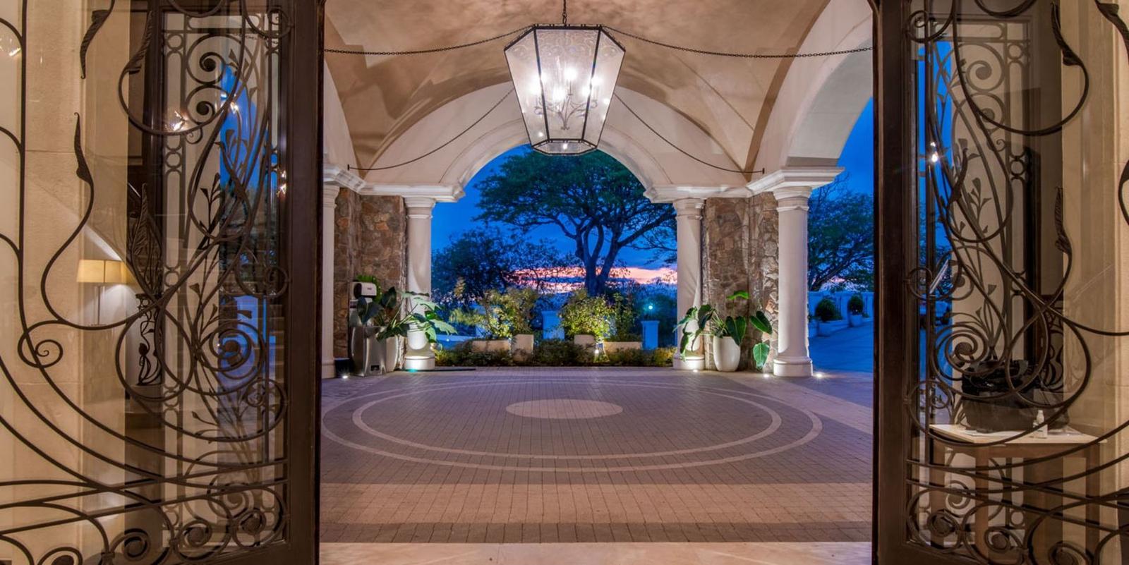 8 Bedroom Luxury House for Sale, Villa Real, Santa Ana, Costa Rica — photo 5