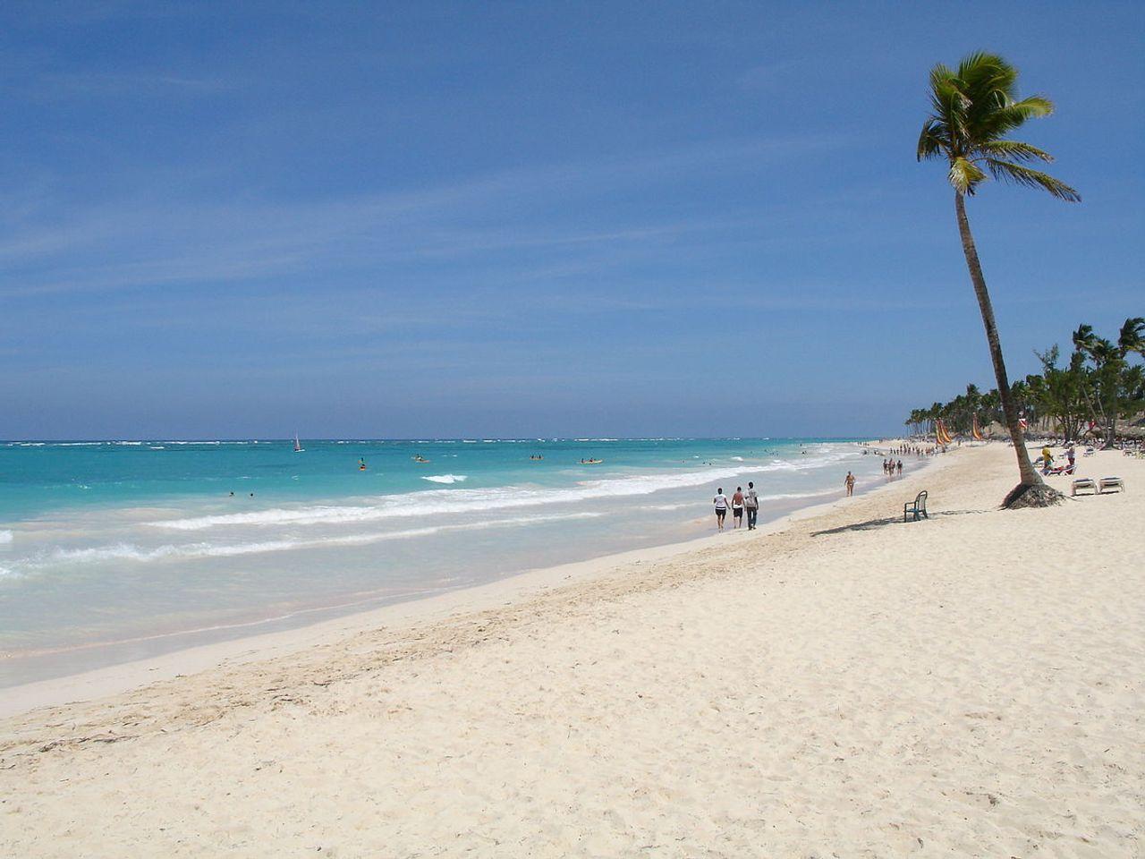 Beautiful And Modern Townhouses With Beach Access — photo 3
