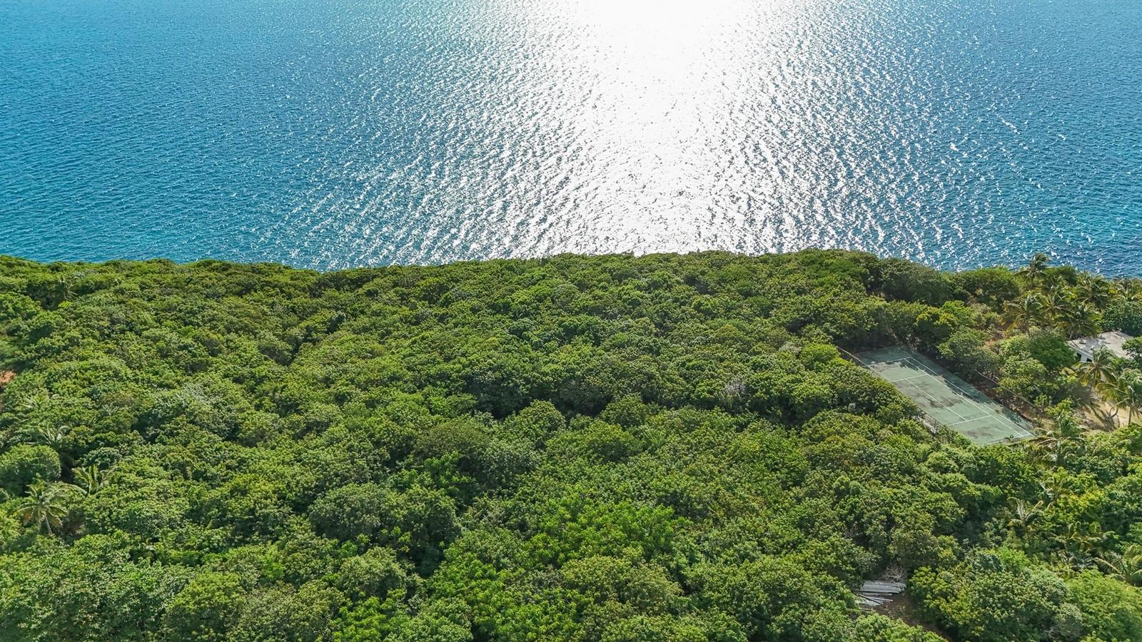 Vacant Land for sale - 1.348 Acres, Elevated Cliff-front Lot — photo 2