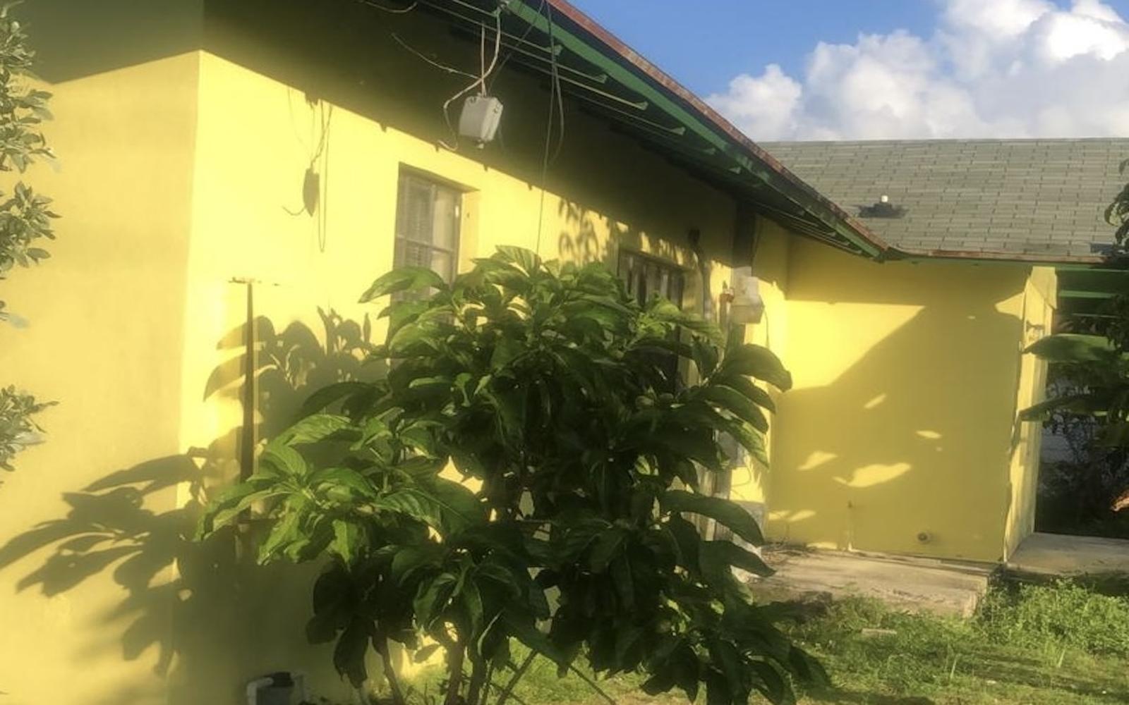 5 Bedroom Beachfront Home for Sale, Congo Town, Andros, Bahamas — photo 3