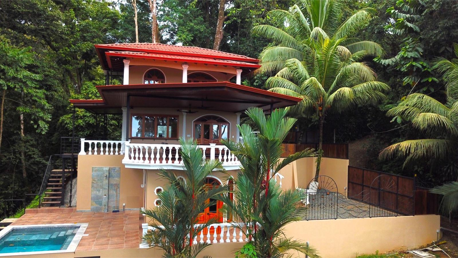 3 Bedroom Ocean-View House for Sale, Ojochal, Puntarenas, Costa Rica — photo 1