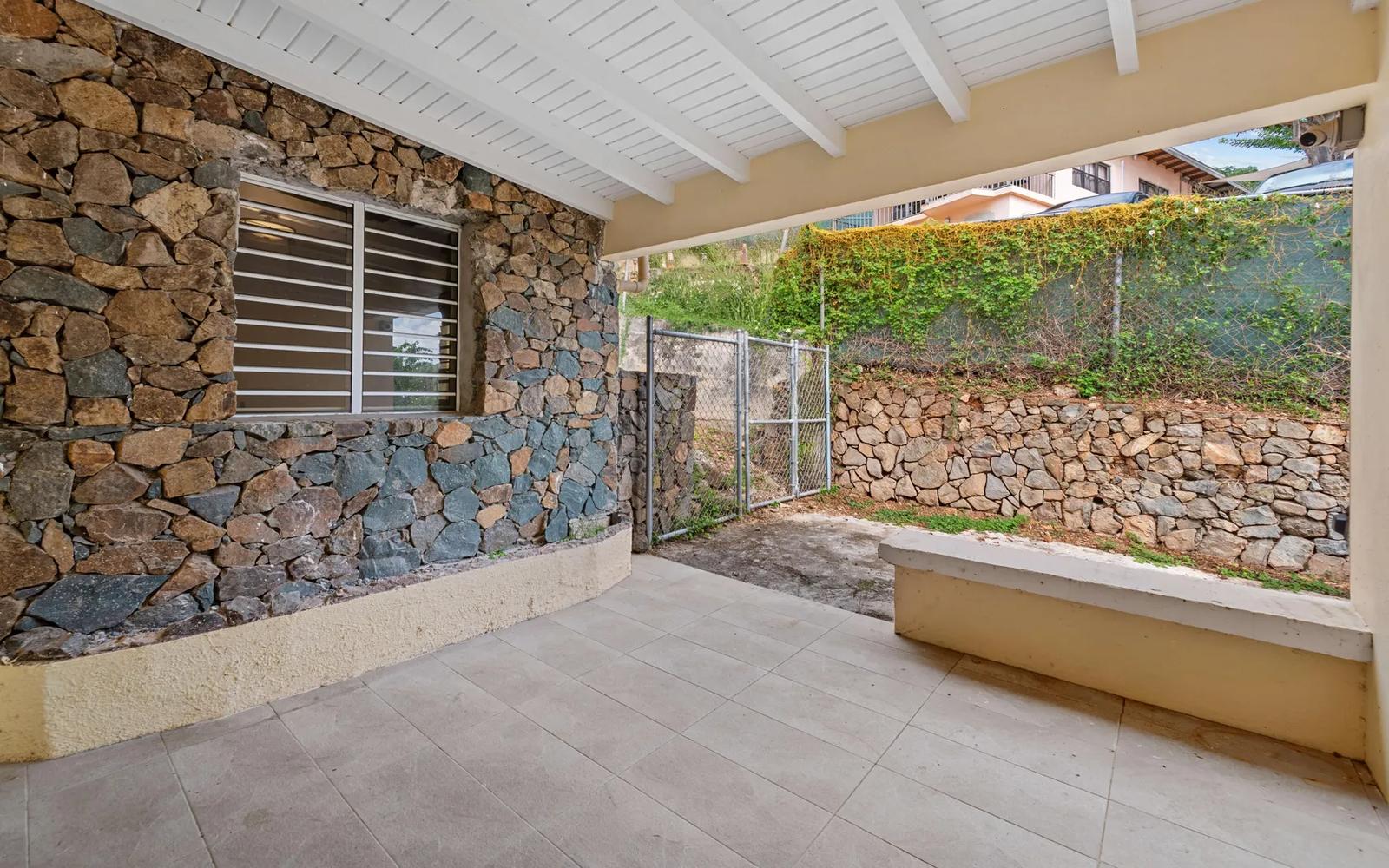 4 Beds 3 Baths 2,314 Sqft Home in Contant Ss, US Virgin Islands — photo 2