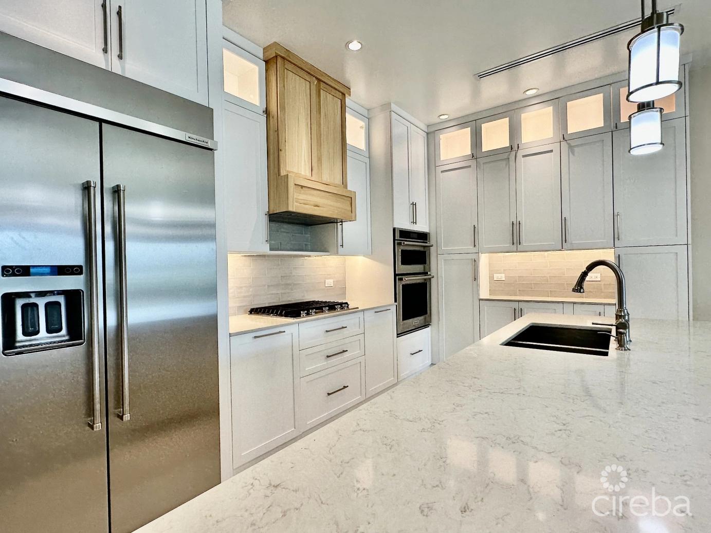Luxurious South Sound Residence - South Bay #1 — photo 5