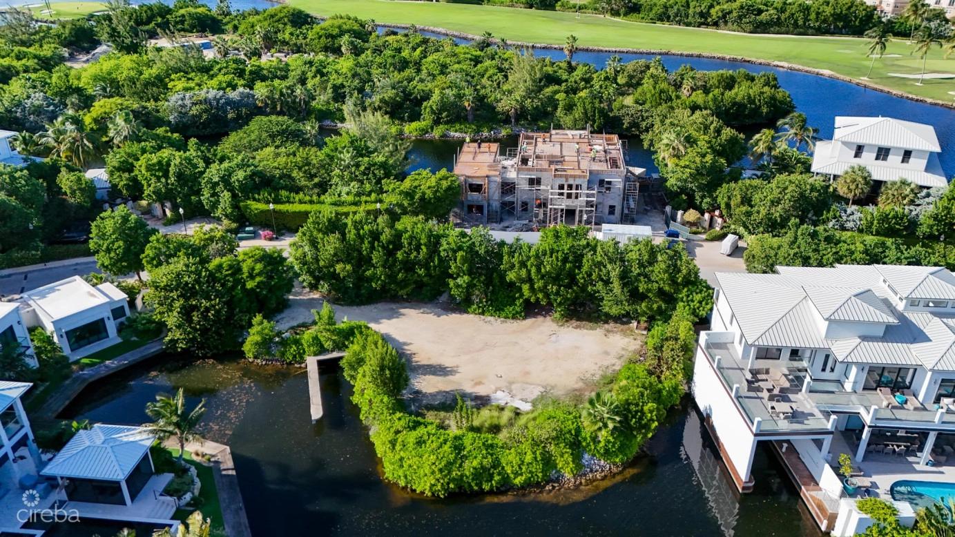 Ritz Carlton Deck House #18 Canal Front Land in the Cayman Islands — photo 2