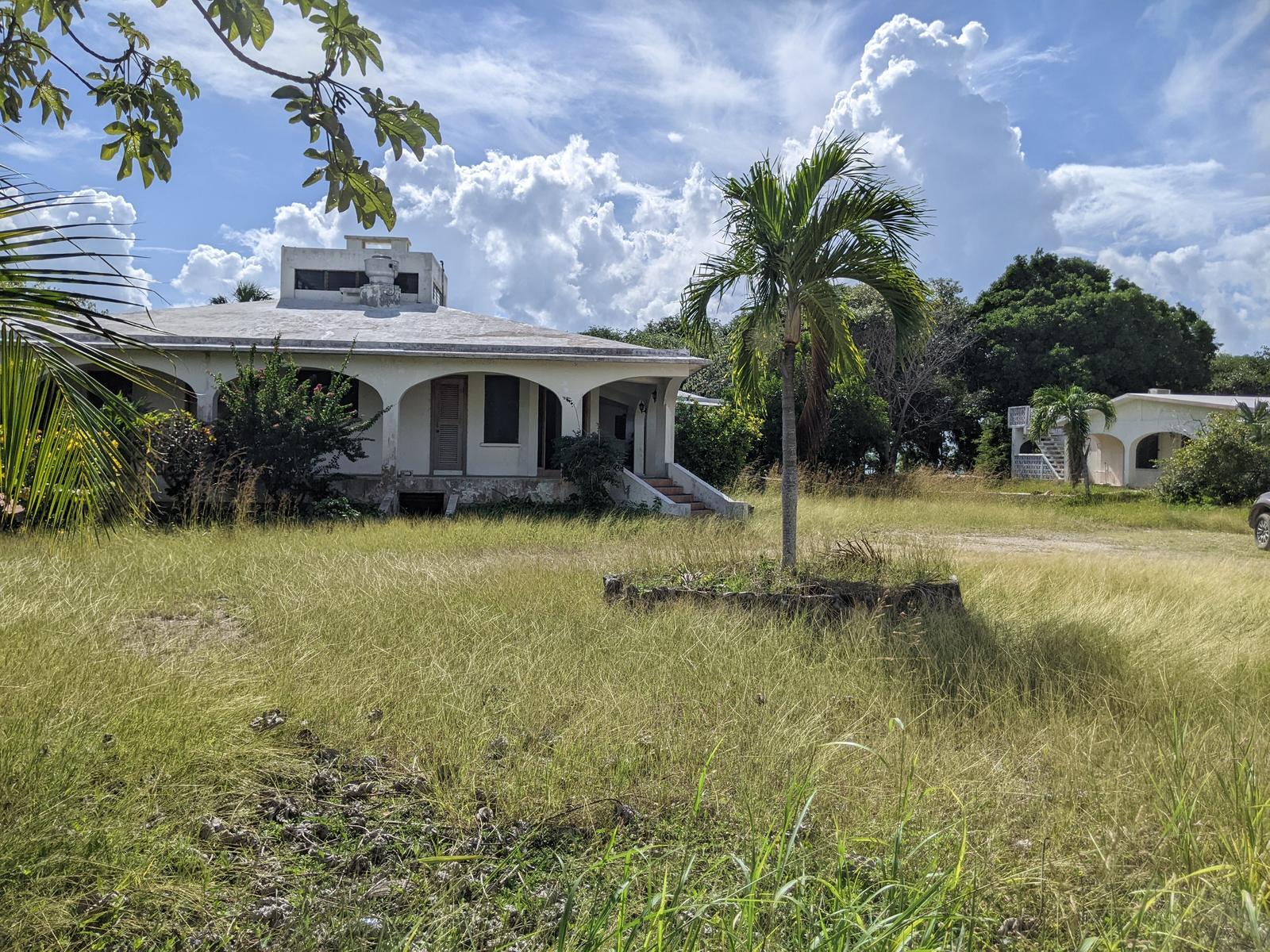 2.93 Acres Estate on the beach at Consejo Shores — photo 5