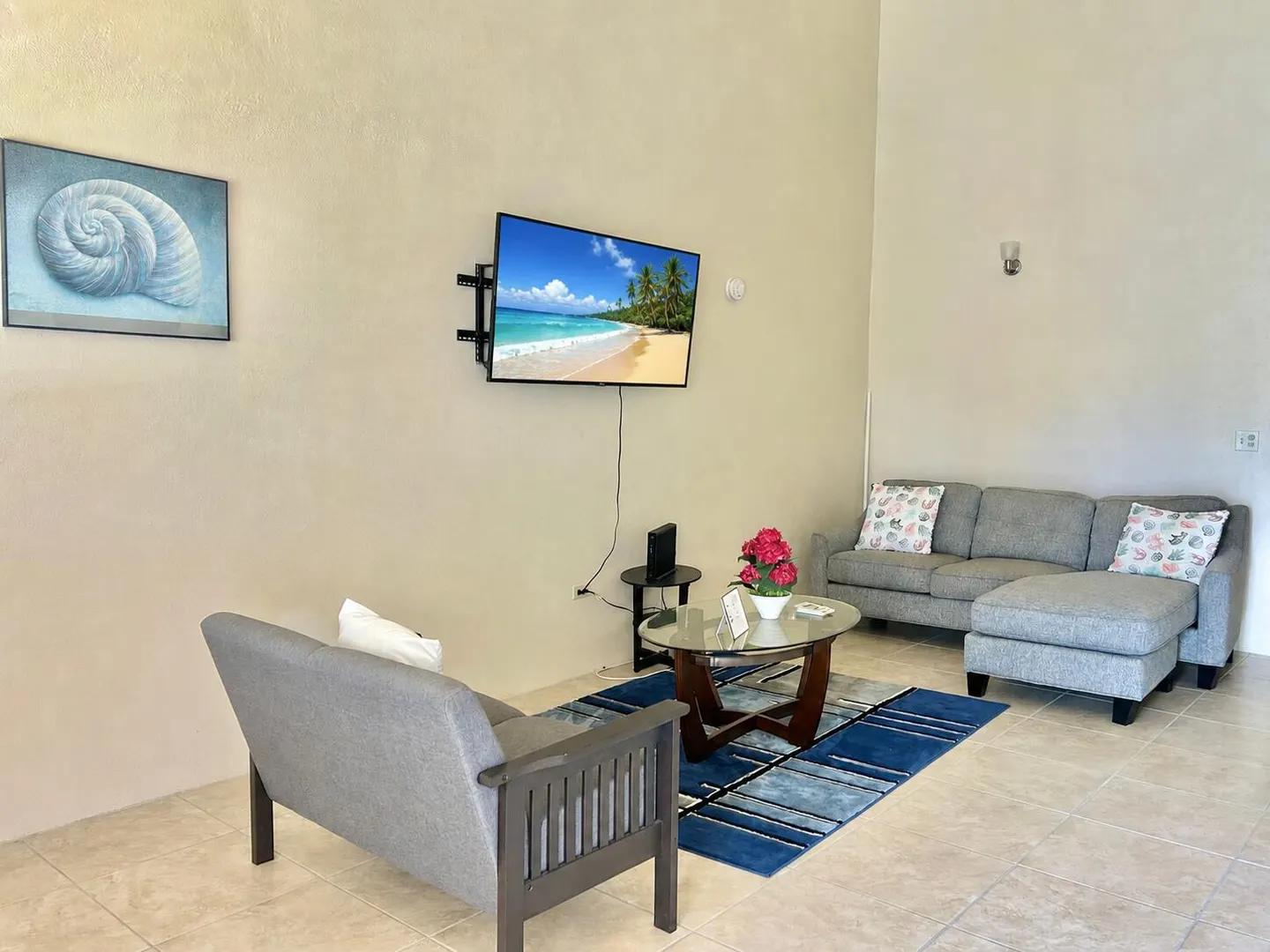 2-bedroom duplex in Peter's Rest Qu, St. Croix — photo 2