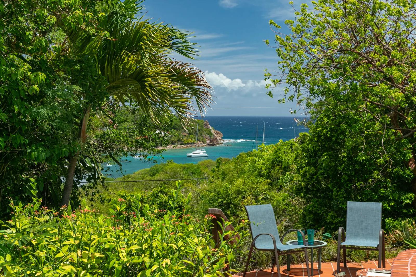 3 Bed 2 Bath Villa in St John Island — photo 5