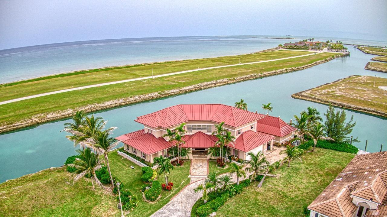 4 bedroom Residence for sale in Grand Bahama — photo 1
