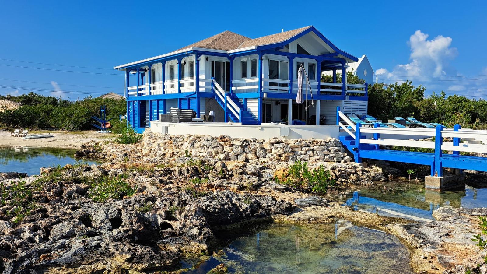 Villa Patina Water Front Villa — photo 3