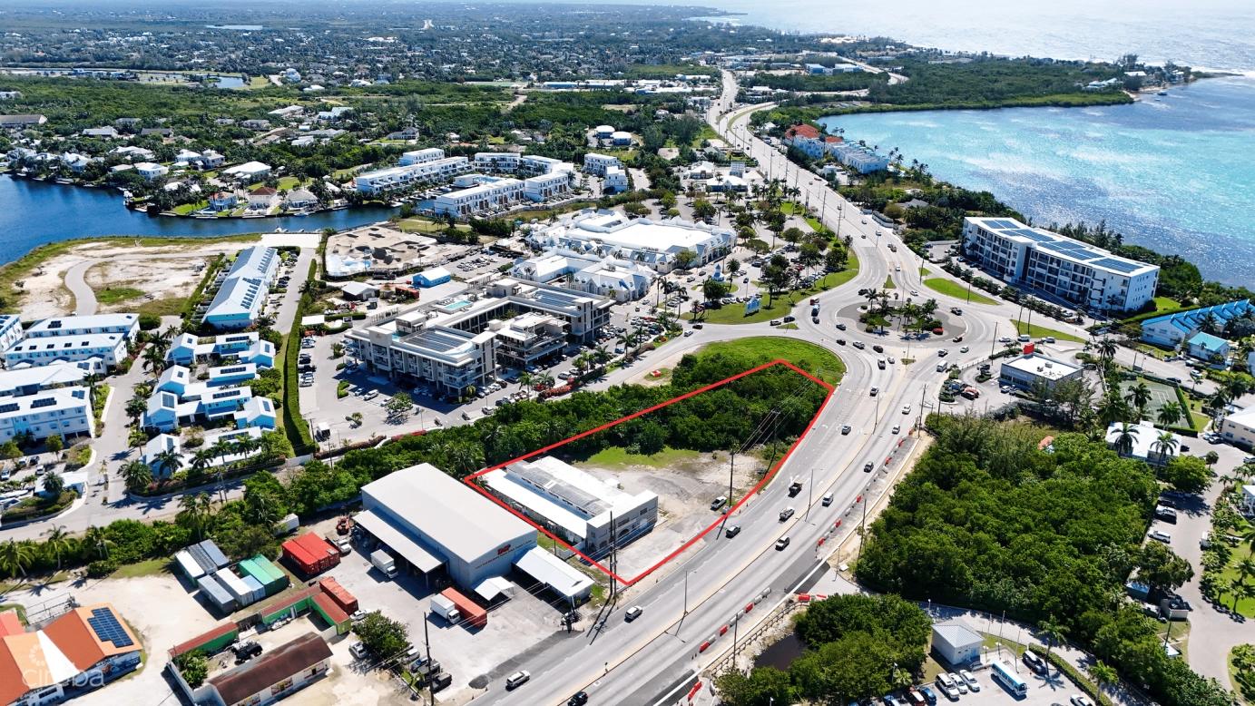 1.46 Acre Crewe Road/grand Harbour Property. High Visibility!!!! — photo 4