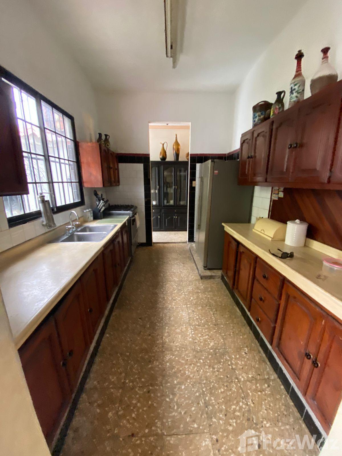 4 bedroom Nacional for sale at Gazcue, next to the presidential palace — photo 2