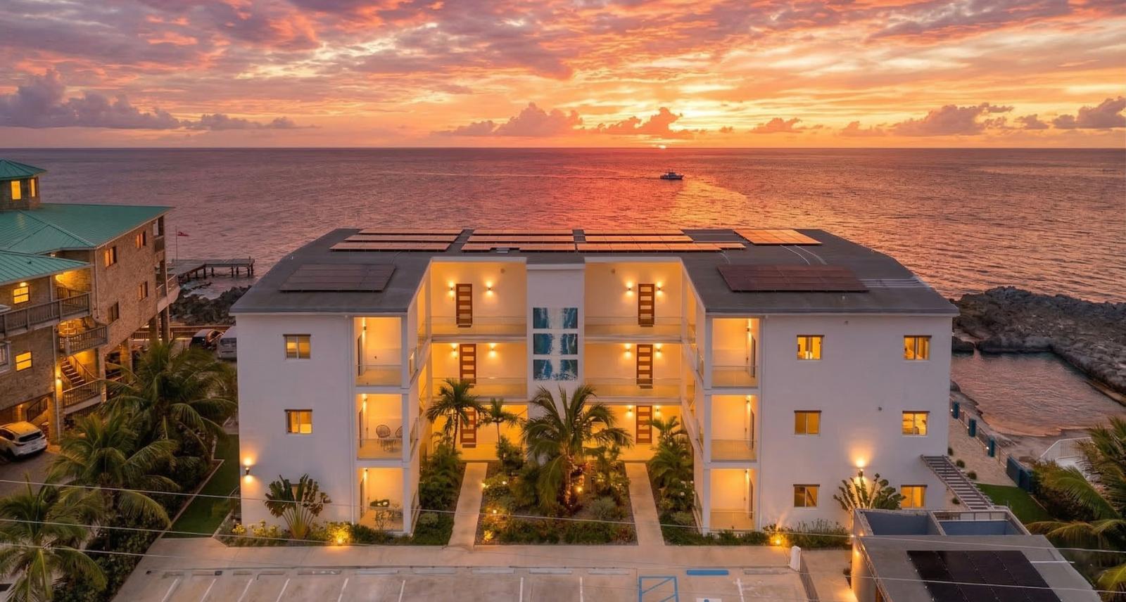 1 Bedroom Property for Sale in Cayman Islands — photo 1