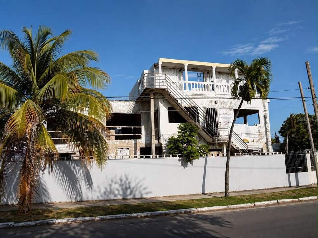 5 Bedroom Single Family Home in San Juan, Puerto Rico — photo 1