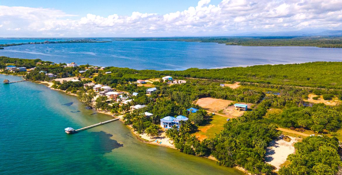 Moonrise Beach – Turnkey Beachfront Income Property — photo 5