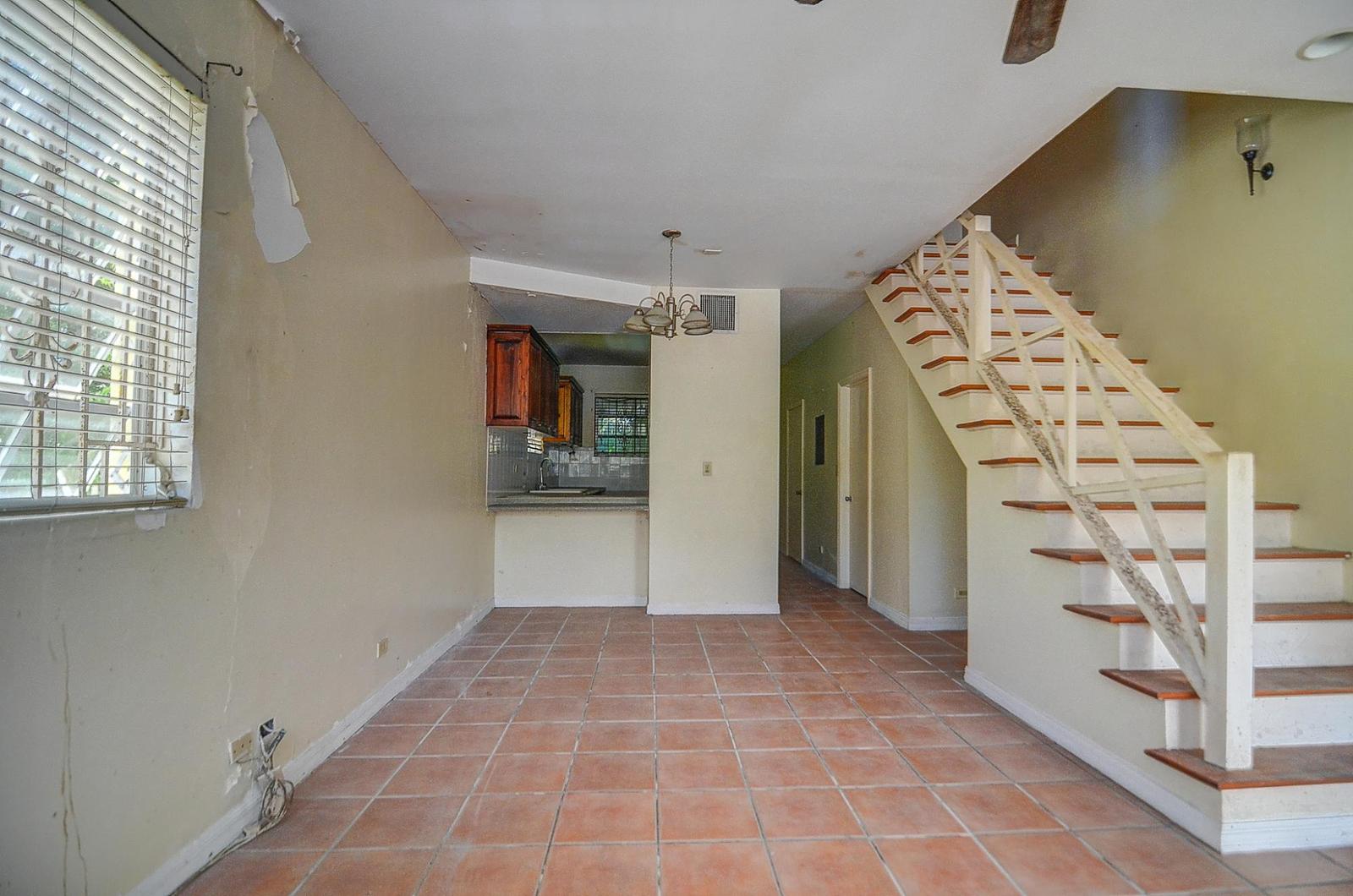 2 bedroom Apartment for sale — COUNTRY CLUB ESTATES — photo 3