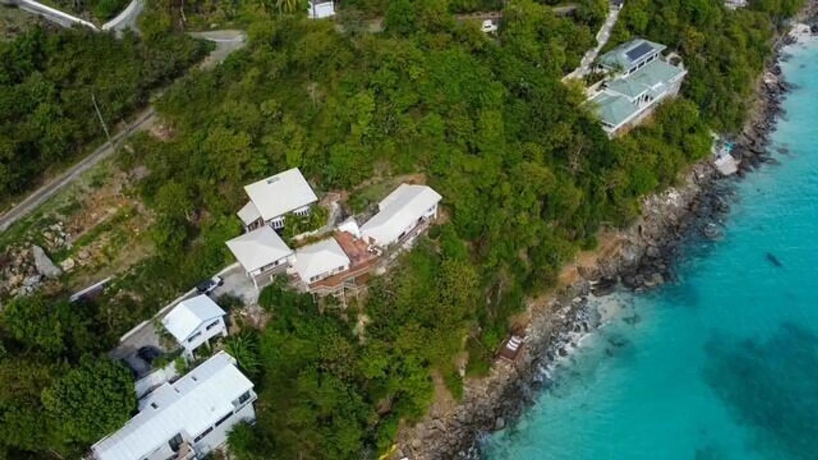 5 Bed Waterfront Villa in Peterborg, US Virgin Islands — photo 4