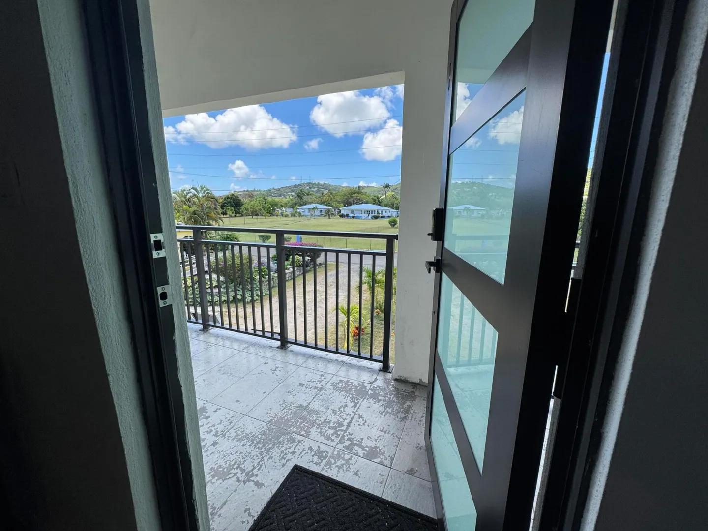 1 Bed 1 Bath Apartment in La Grande Princesse, US Virgin Islands — photo 2