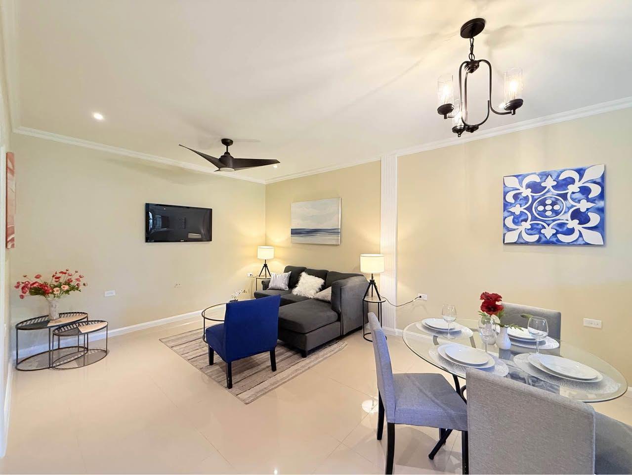 Modern Freeport Apartment for Sale | 2 Bedrooms — photo 2