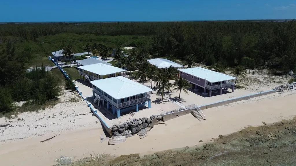 18 acres oceanfront land in Bootle Bay, Grand Bahama — photo 1