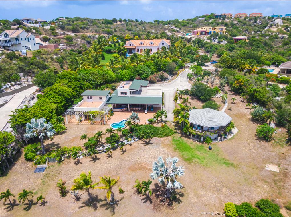 4 bedroom Waterfront Estate at Crooks Bay, British Virgin Islands — photo 1