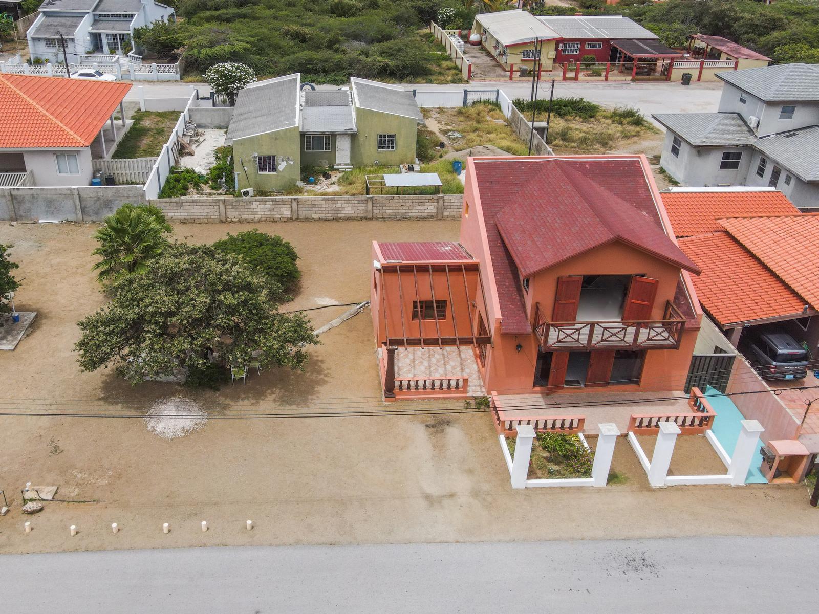 Charming Two-Story Home in Savaneta — photo 5