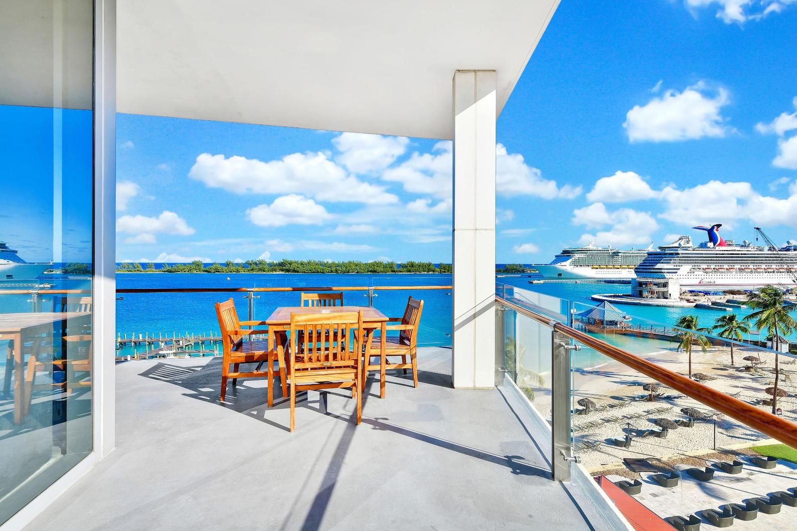 2 bedroom Apartment for sale — ONE PARTICULAR HARBOUR in Nassau / New Providence, The Bahamas — photo 4