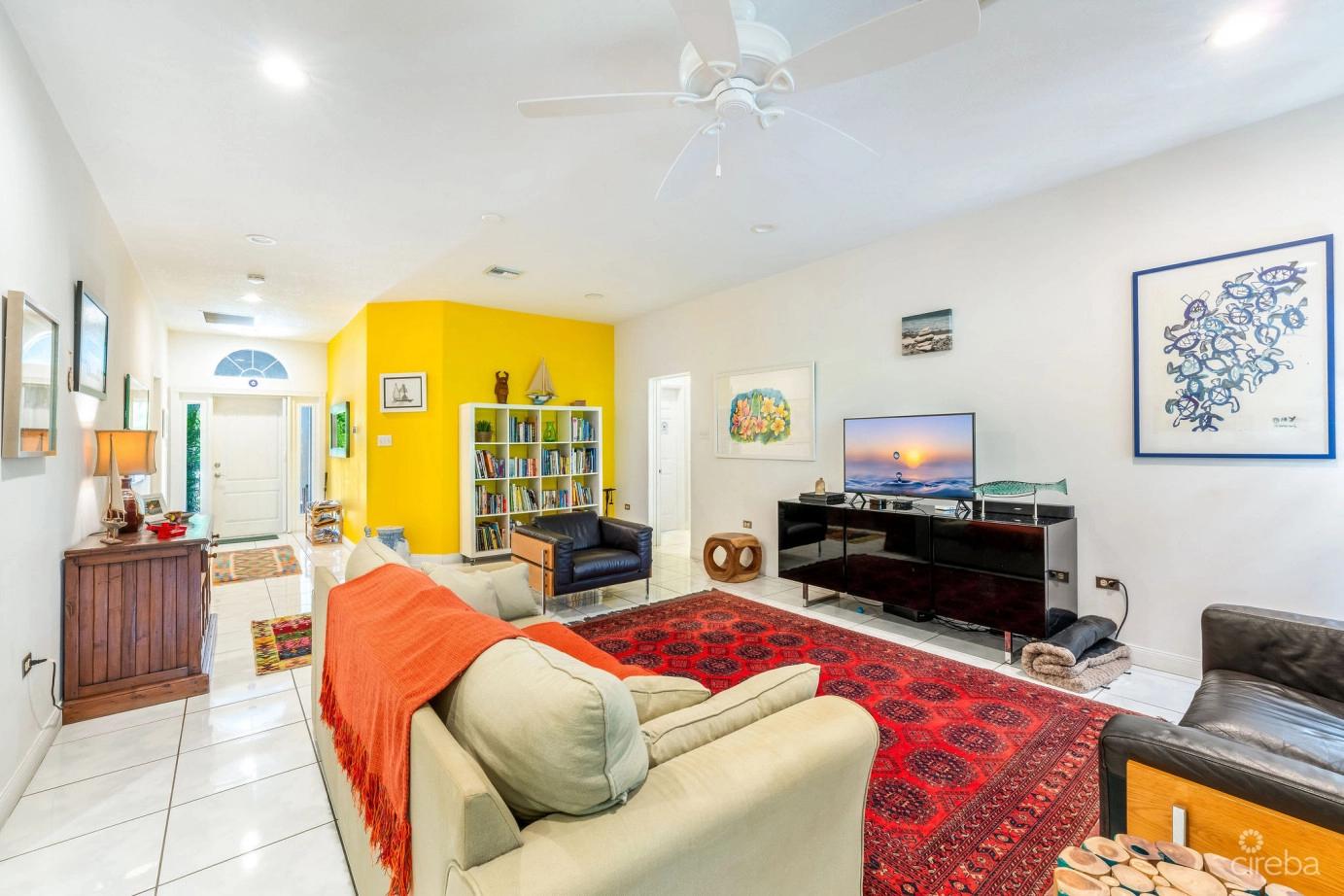 4 bedroom property for sale - Mulberry Drive 35, South Sound Home in the Cayman Islands — photo 4