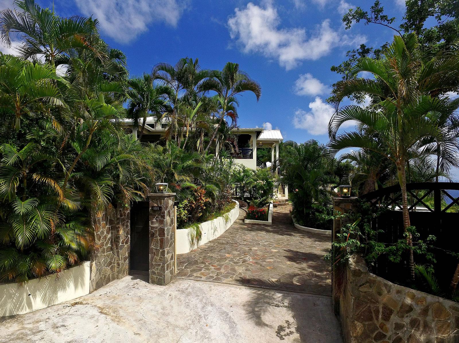 5 Bedroom Luxury Villa for Sale, Spring Estate, Bequia, Grenadines — photo 3