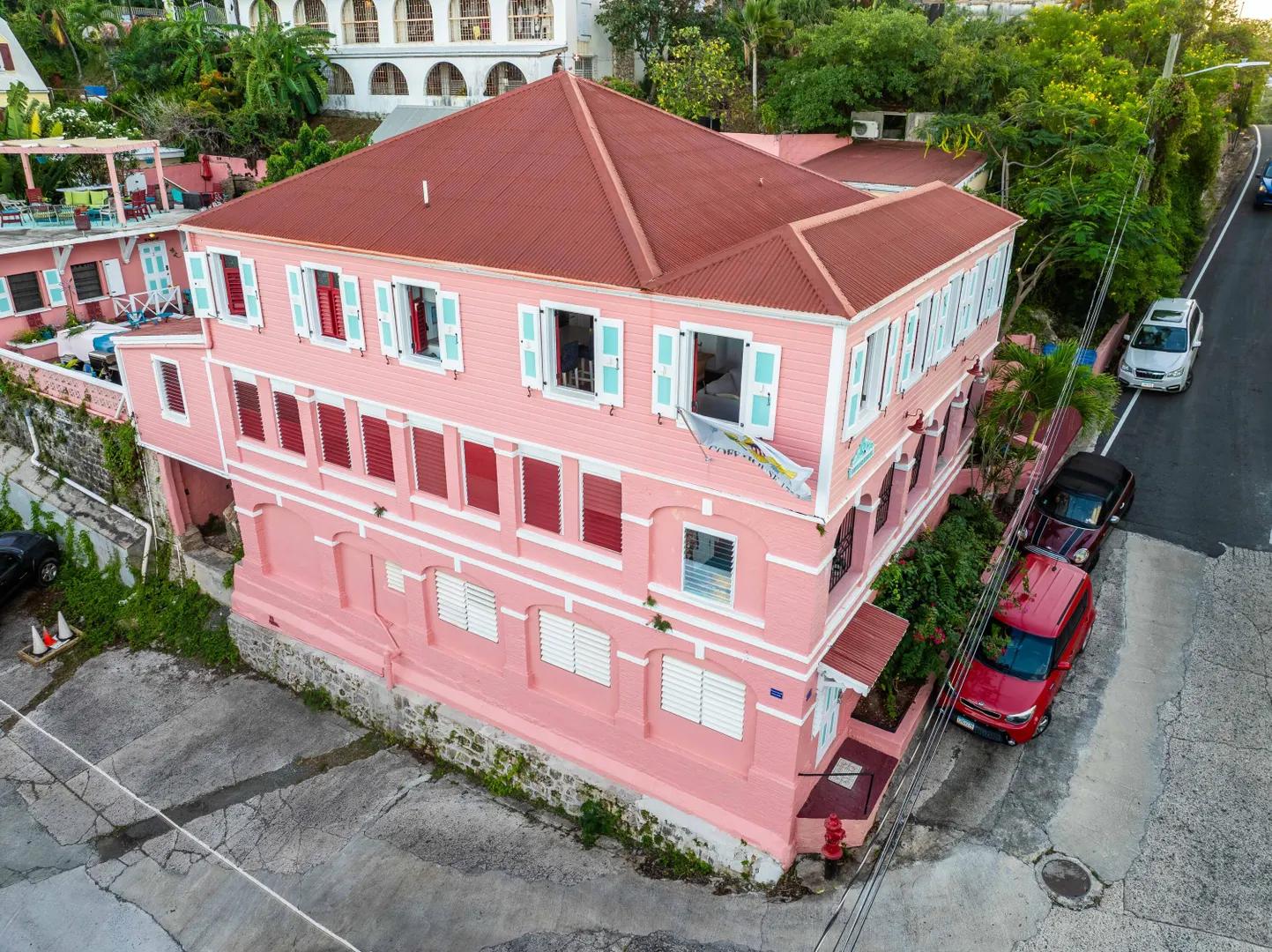 9BR multi-family villa Millionaire's Hill — photo 4