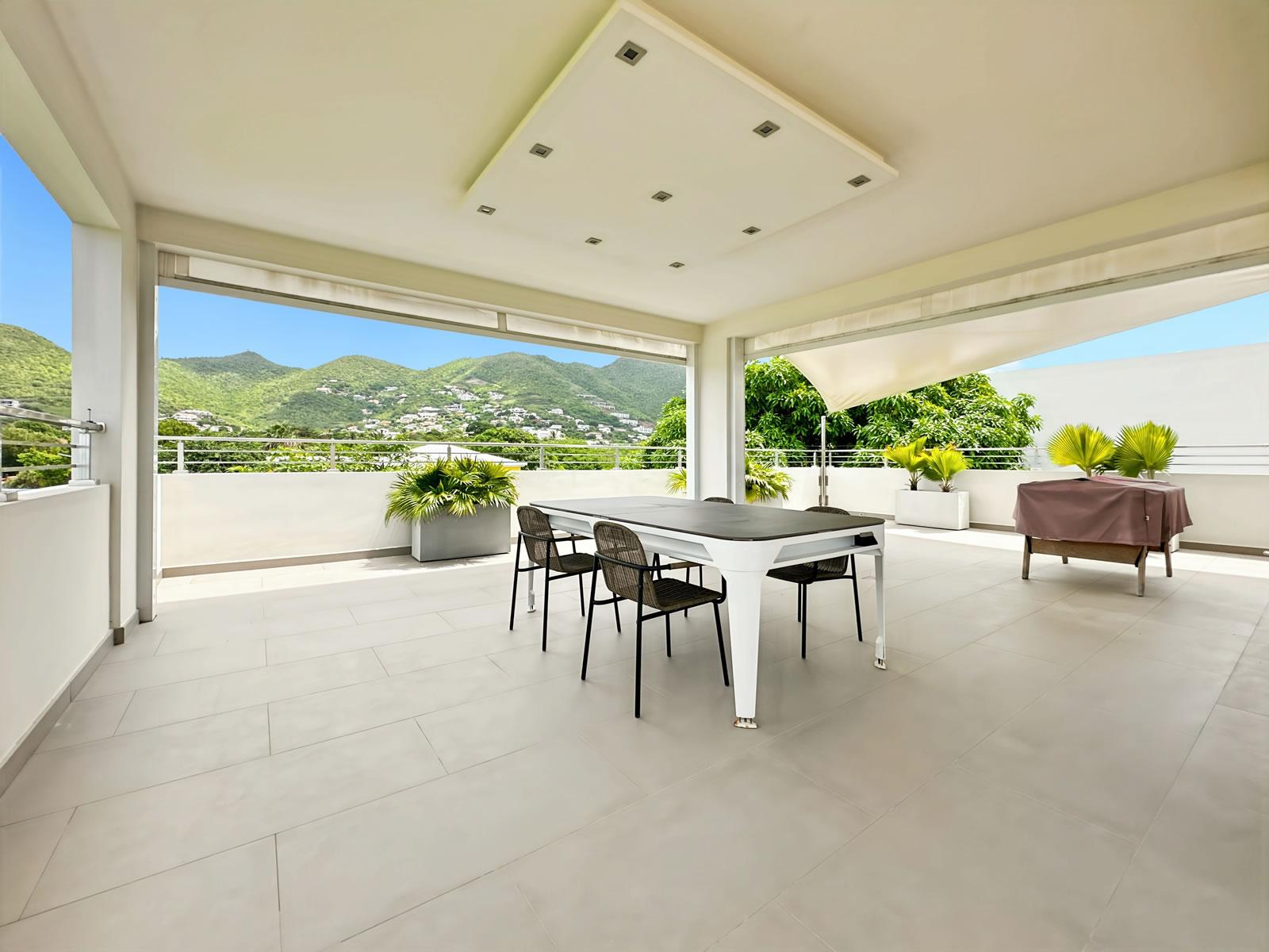 4 Bedroom Apartment for Sale, Cole Bay, St Maarten — photo 3